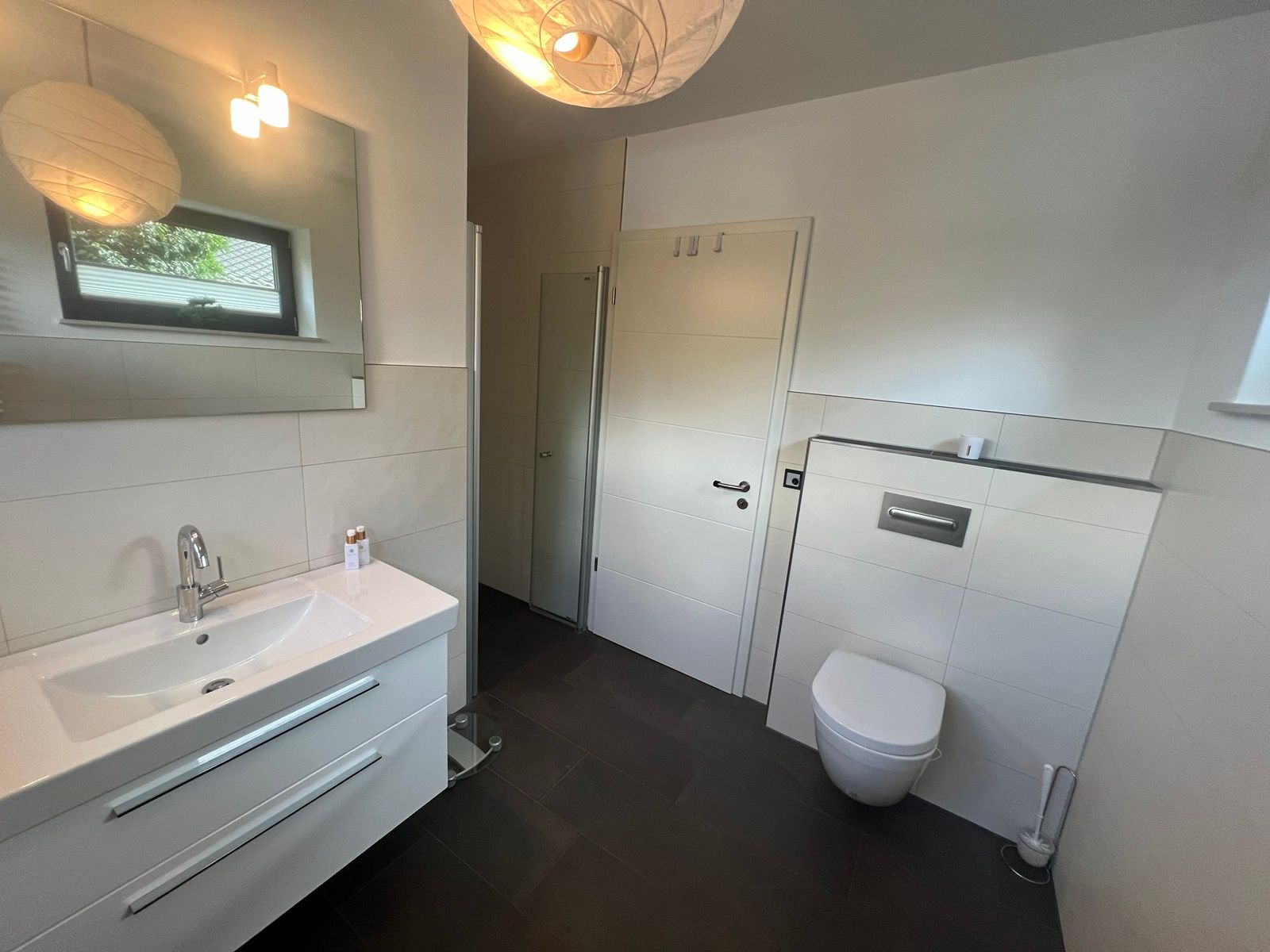 Luxury Apartment In Leer, 124 M², Prime Location Near Evenburgpark - 15