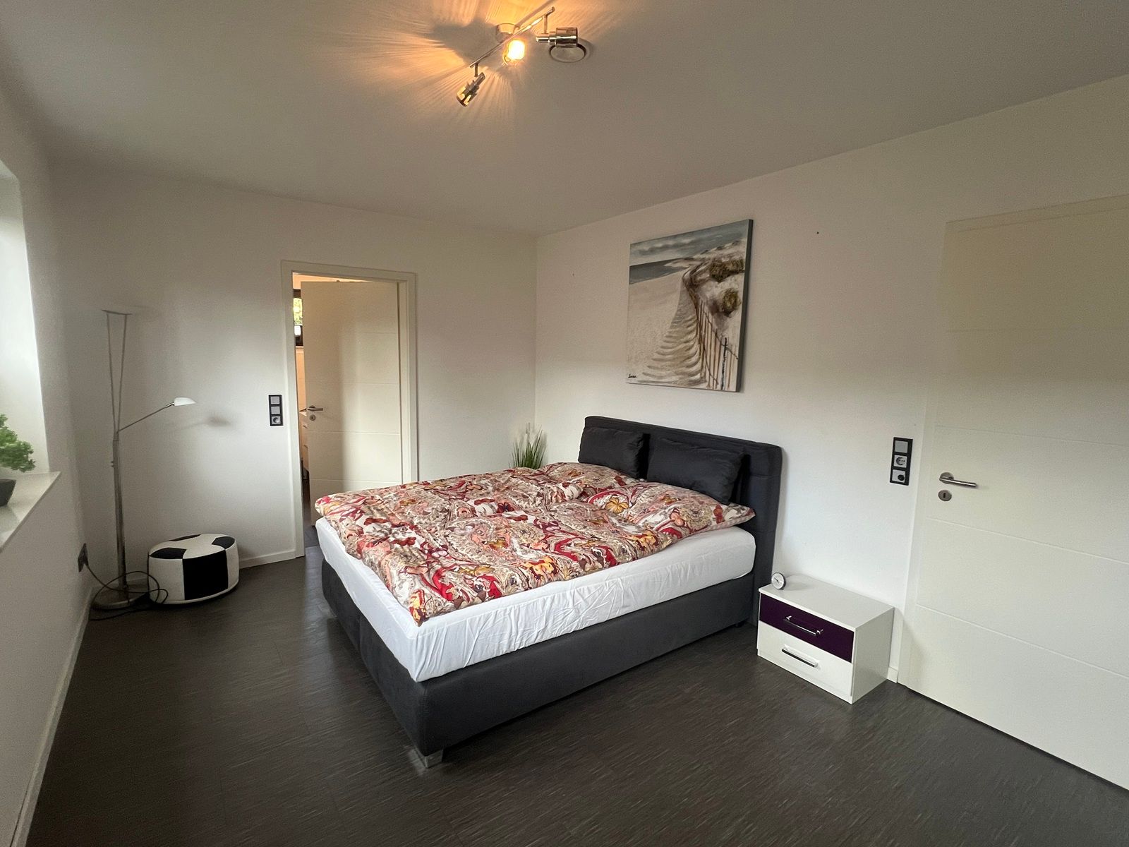 Luxury Apartment In Leer, 124 M², Prime Location Near Evenburgpark - 19