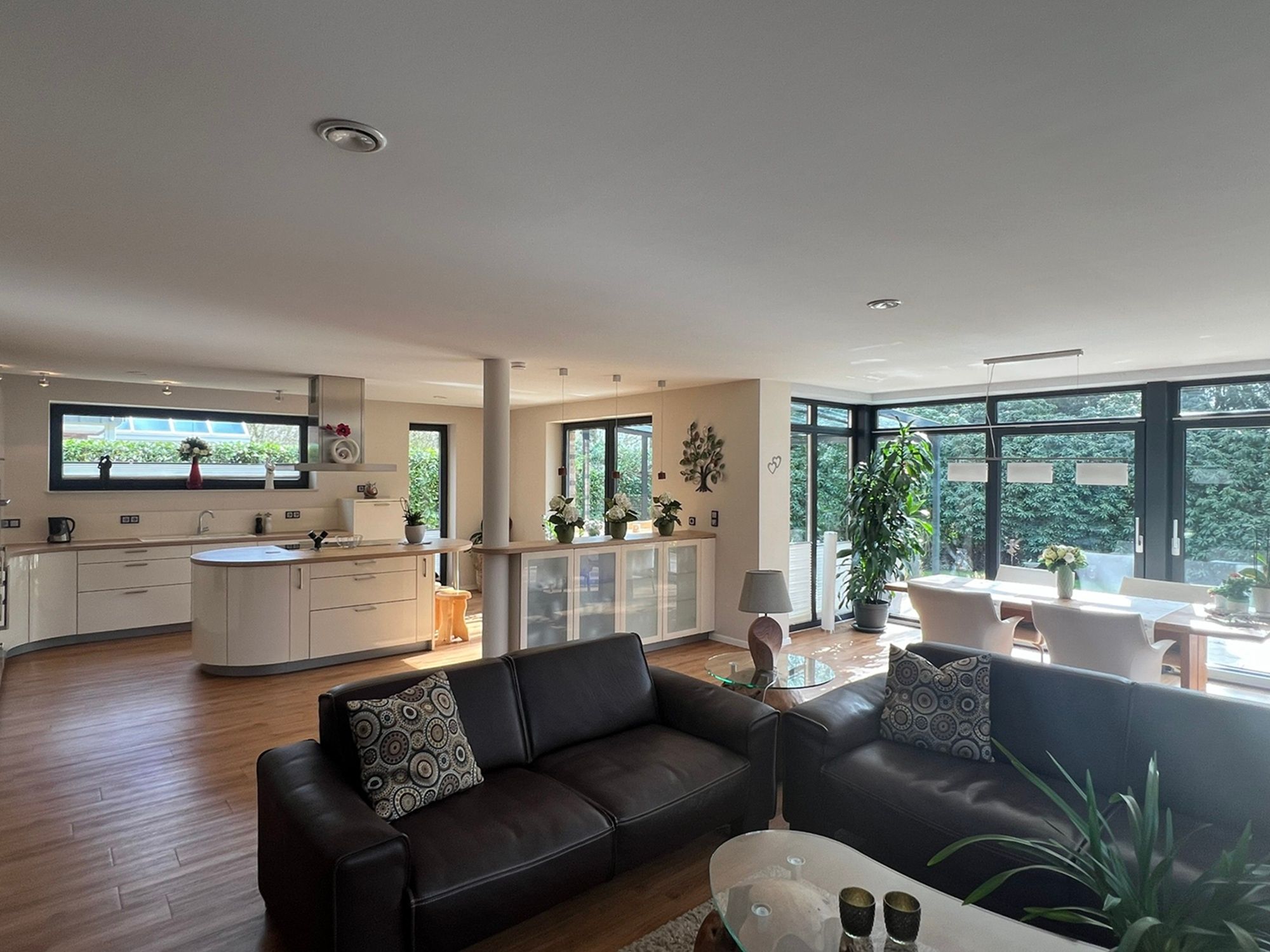 Luxury Apartment In Leer, 124 M², Prime Location Near Evenburgpark - 28