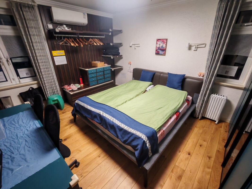 Large Bedroom(Full Room) - 1