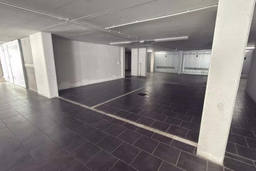 Comfort Home with Parking in Florence