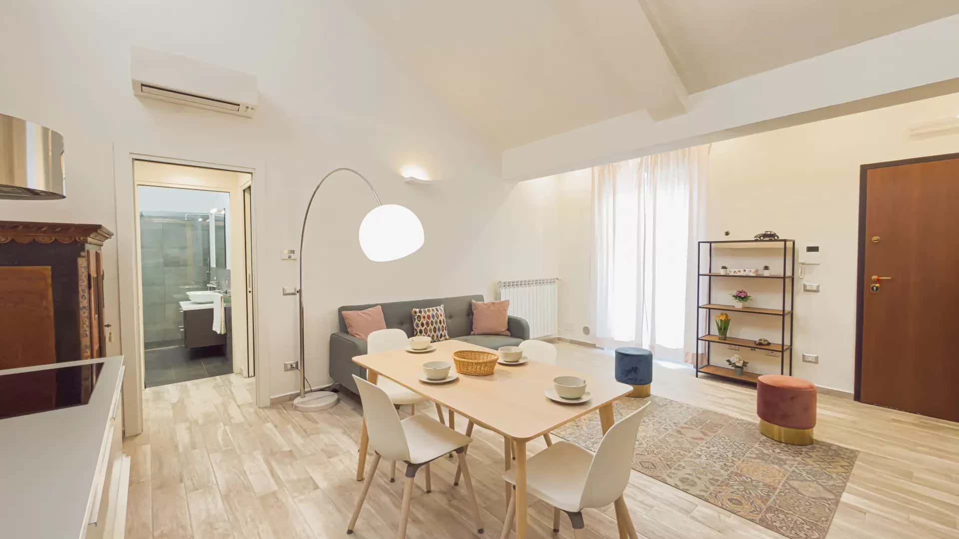  Comfort Home With Parking In Florence  -  Comfort Home with Parking in Florence  - Gallery -  1