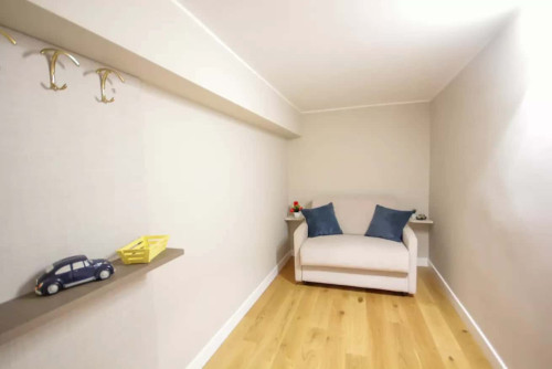 Montebello Central Apartment