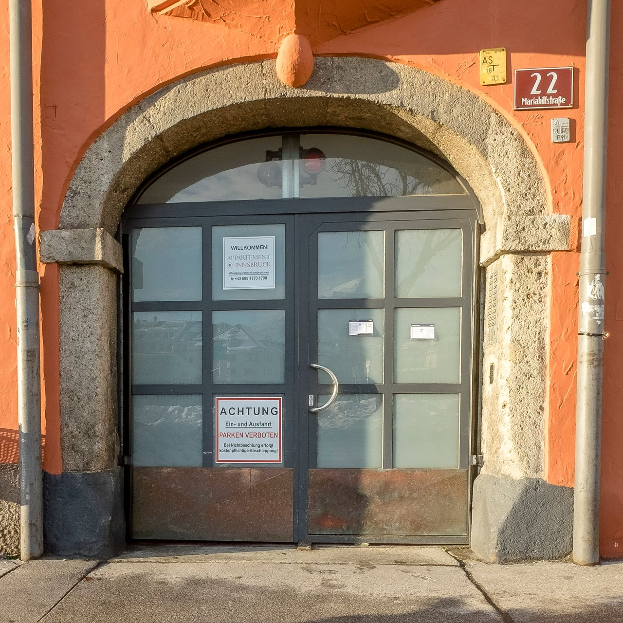 Quiet central 2-room apartment on the Inn for up to 5 people