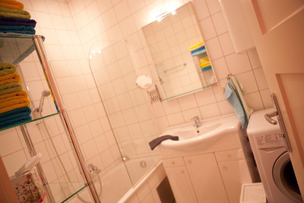 Two Bedroom Apartment - Quiet central 2-room apartment on the Inn for up to 5 people - Gallery - 2