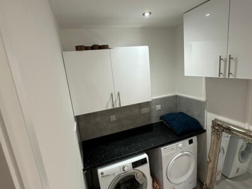 Newly Refurbished Professional Hous