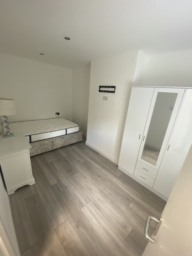Newly Refurbished Professional Hous - Gallery - 10