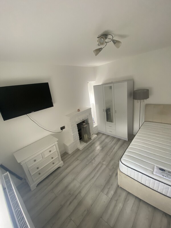 Bedroom 2 (Full Room) - 1
