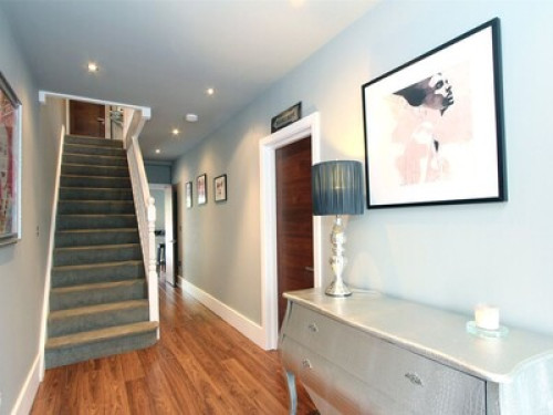 Stylish En-Suite Loft Room  - Gallery -  5