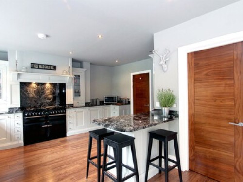 Stylish En-Suite Loft Room