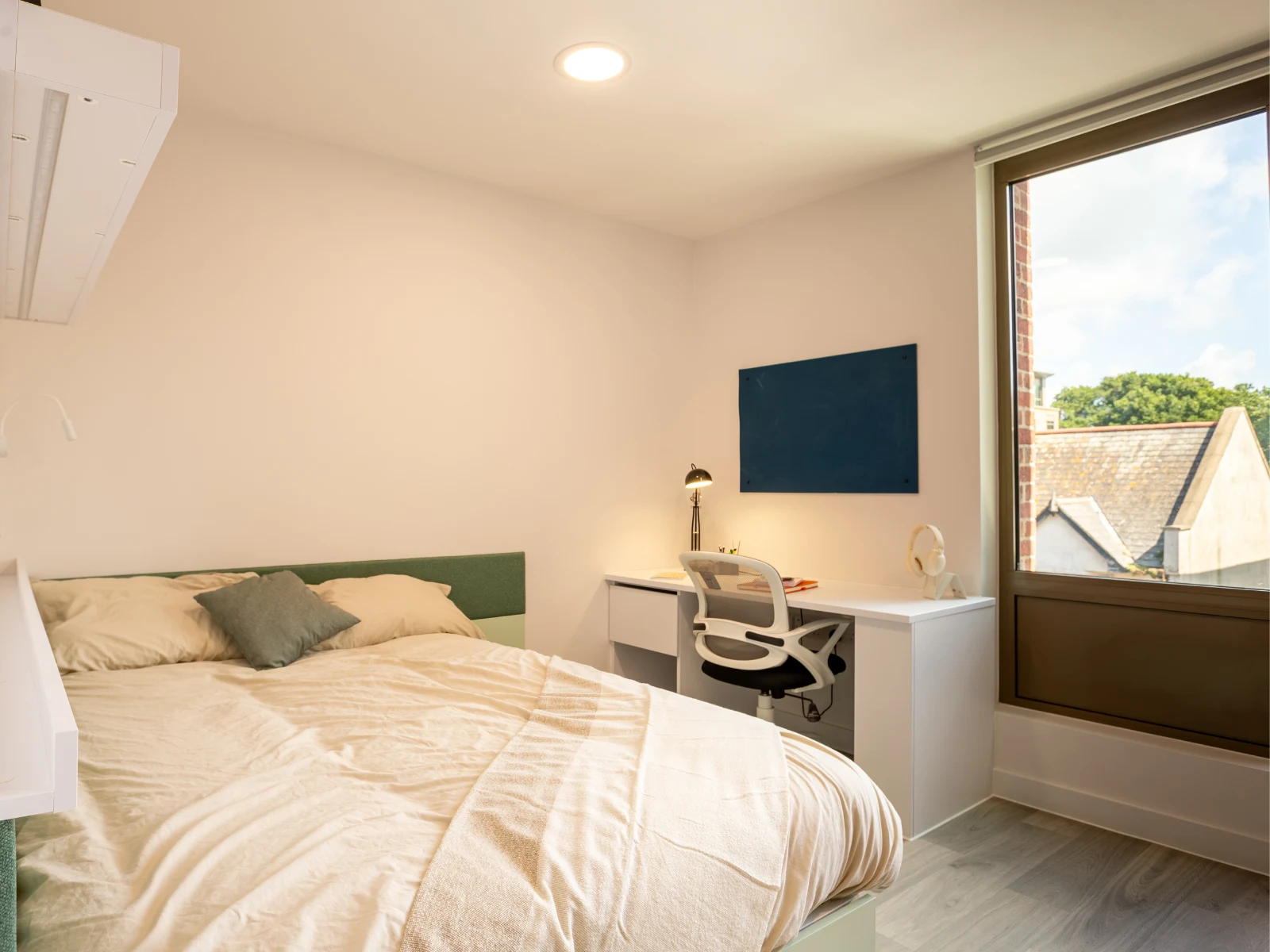  Superior Studio  -  Promenade Student Living  - Gallery -  2