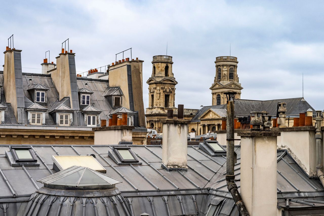 Charming Flat With A View - 3