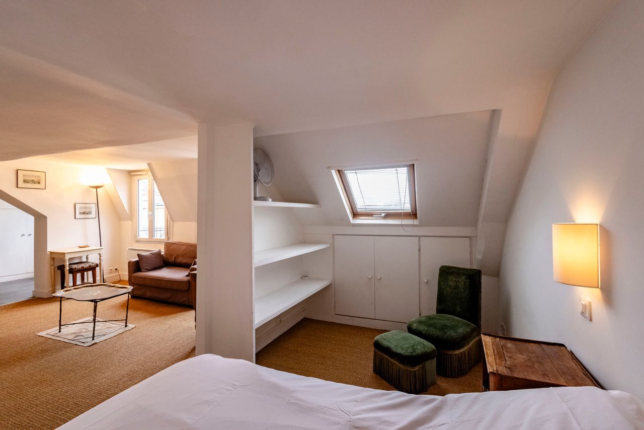 Charming Flat With A View - 11