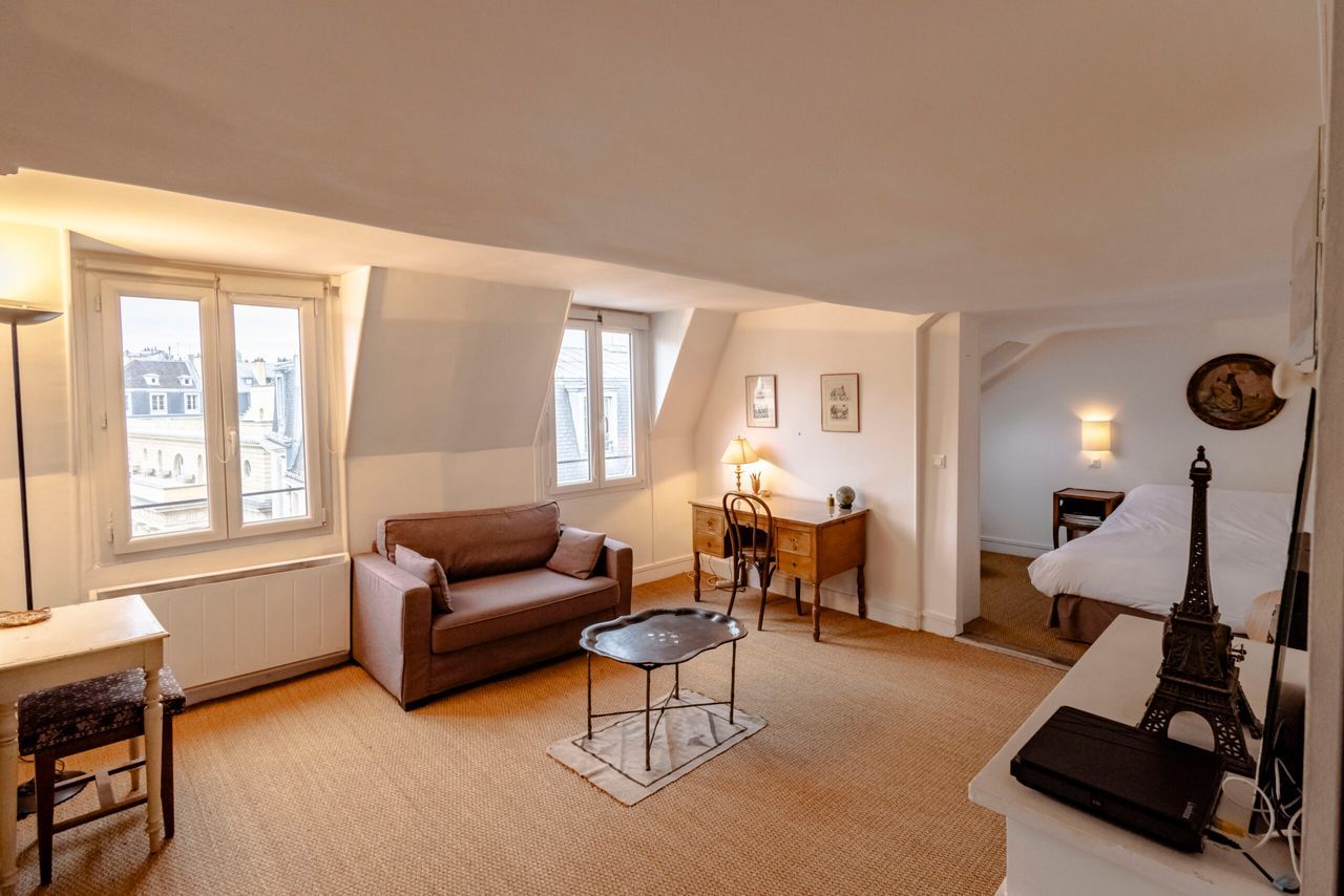 Charming Flat With A View - 14