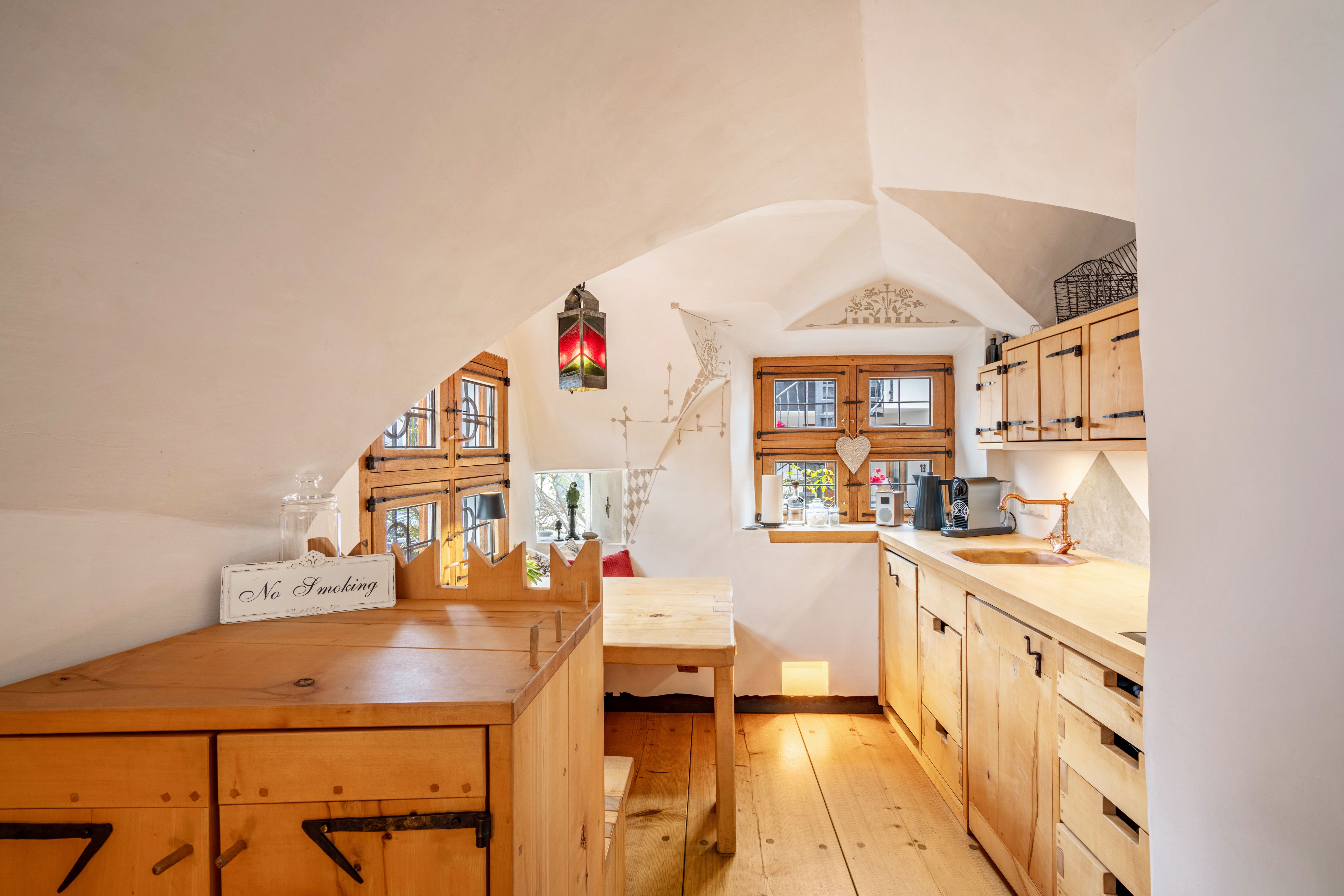 Charming And Great Home - Great View! - 2