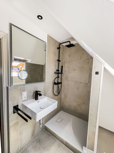 Wonderful home conveniently located - Gallery - 8