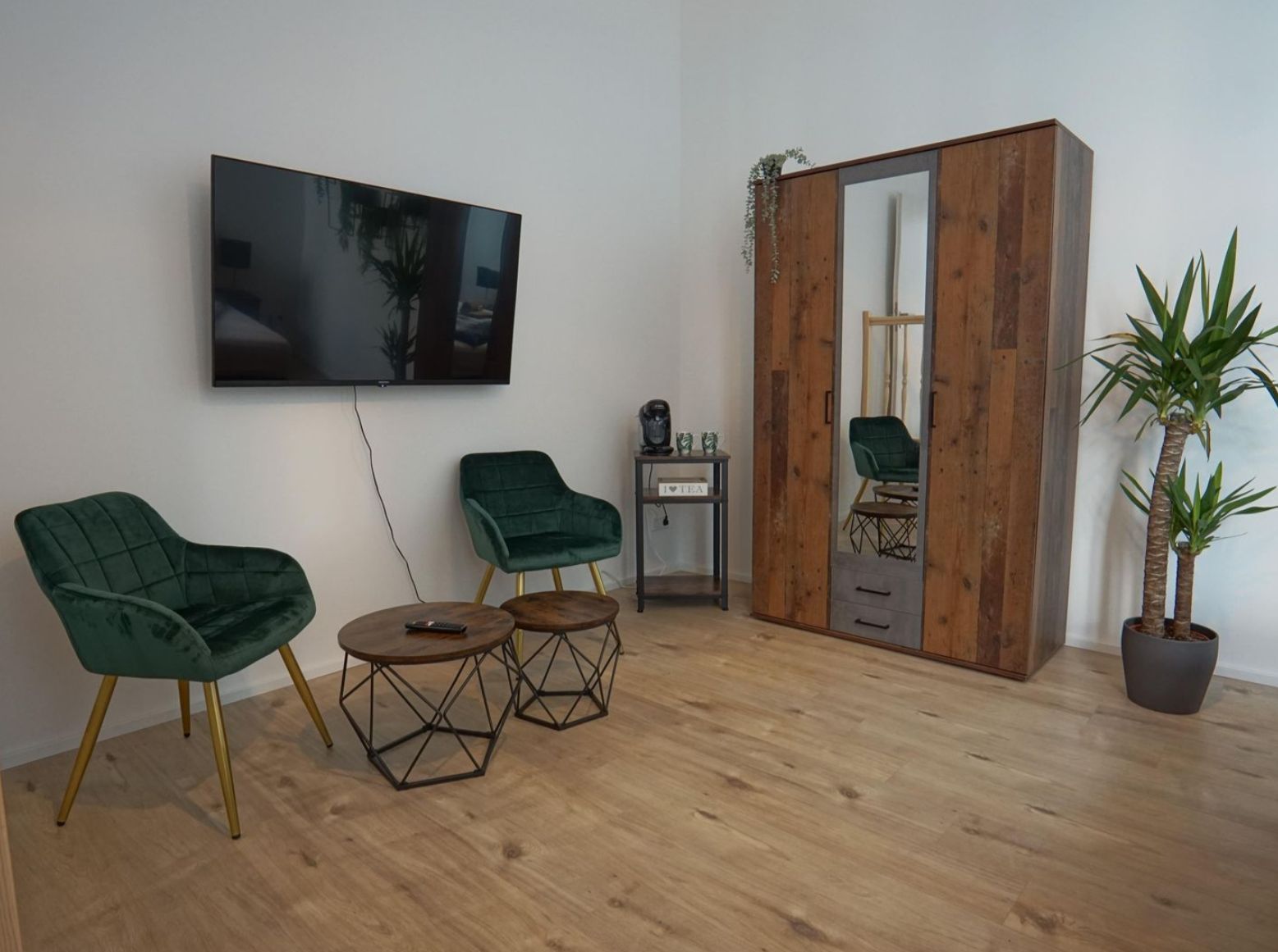 Fashionable & Amazing Suite (Brandenburg An Der Havel) - 9