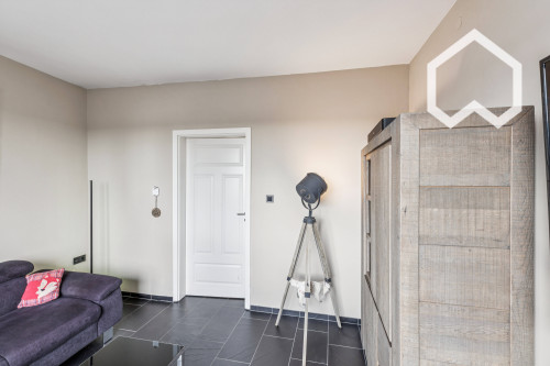 Spacious home in excellent location - Gallery - 21