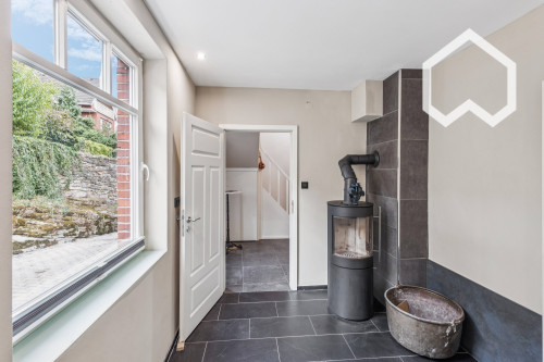 Spacious home in excellent location - Gallery - 29