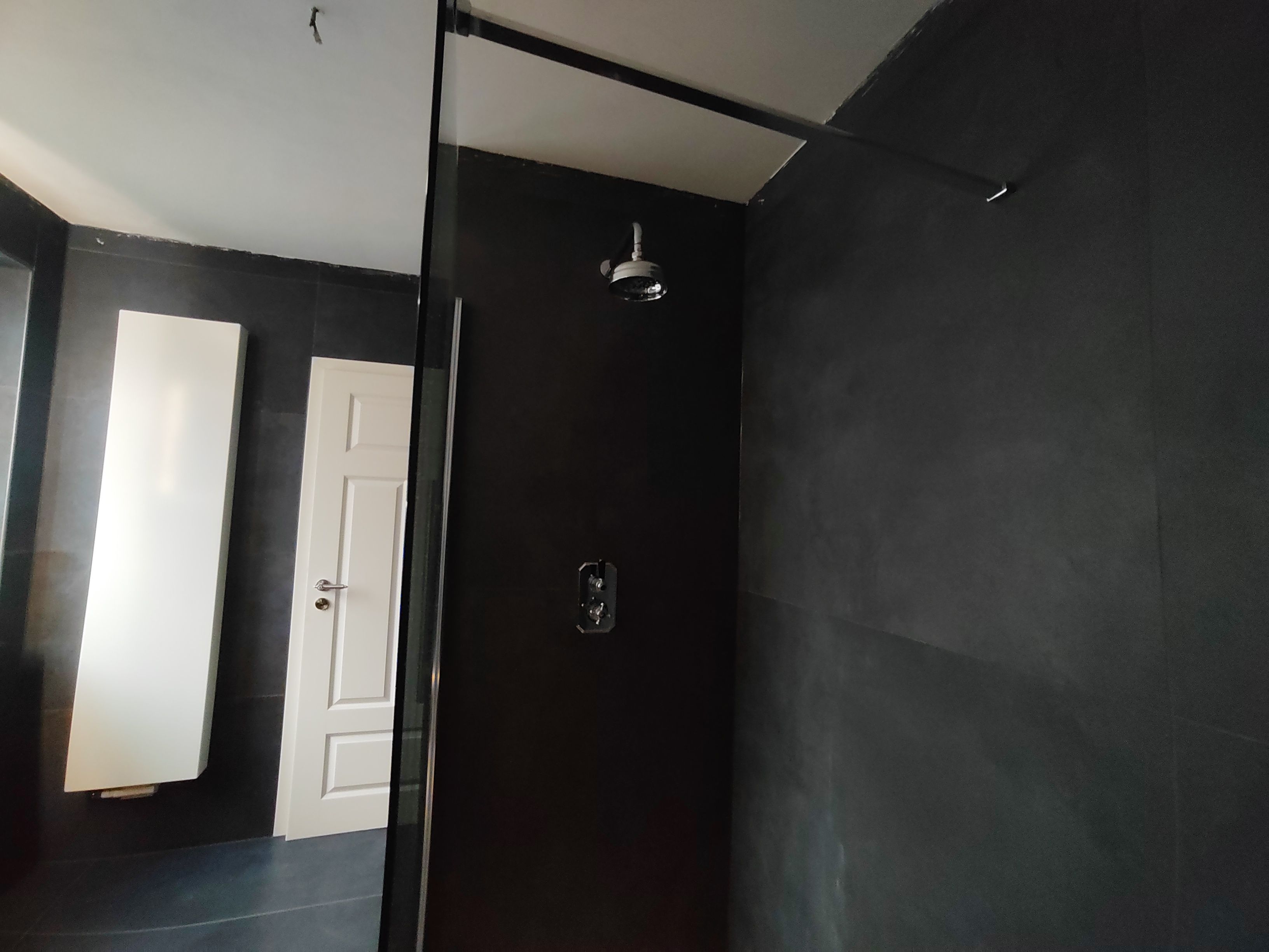  Spacious Home In Excellent Location  -  Spacious home in excellent location  - Gallery -  24