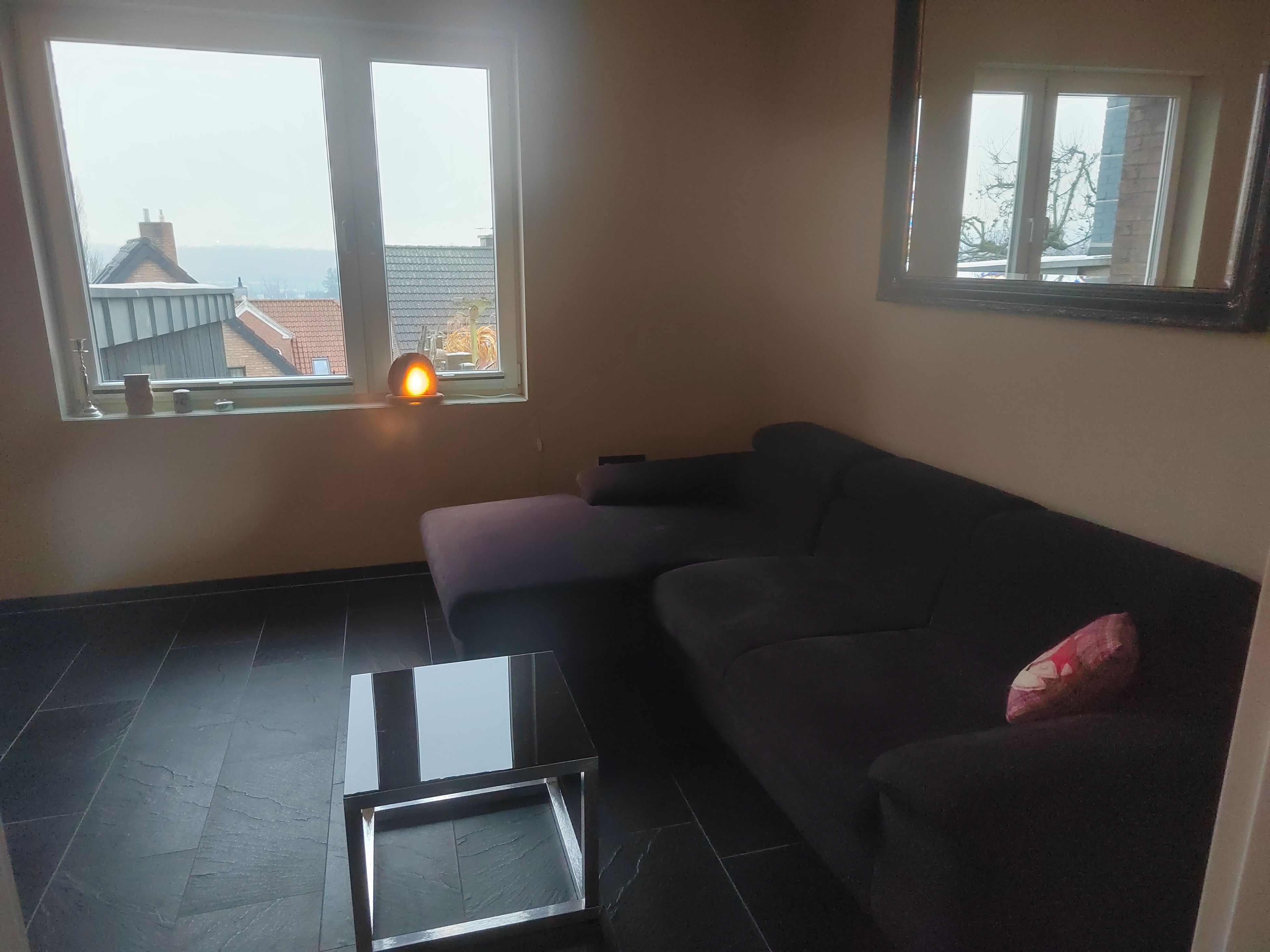  Spacious Home In Excellent Location  -  Spacious home in excellent location  - Gallery -  9