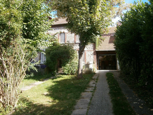 50m² Private room in a flatshare for 3 people