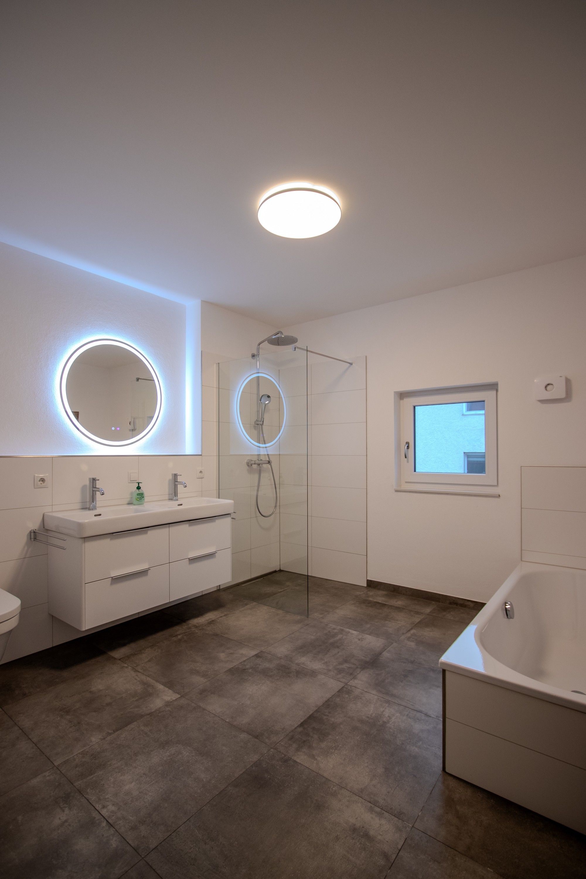 House In Frontenhausen With Fully Equipped Kitchen And Two Bathrooms In Frontenhausen - 9