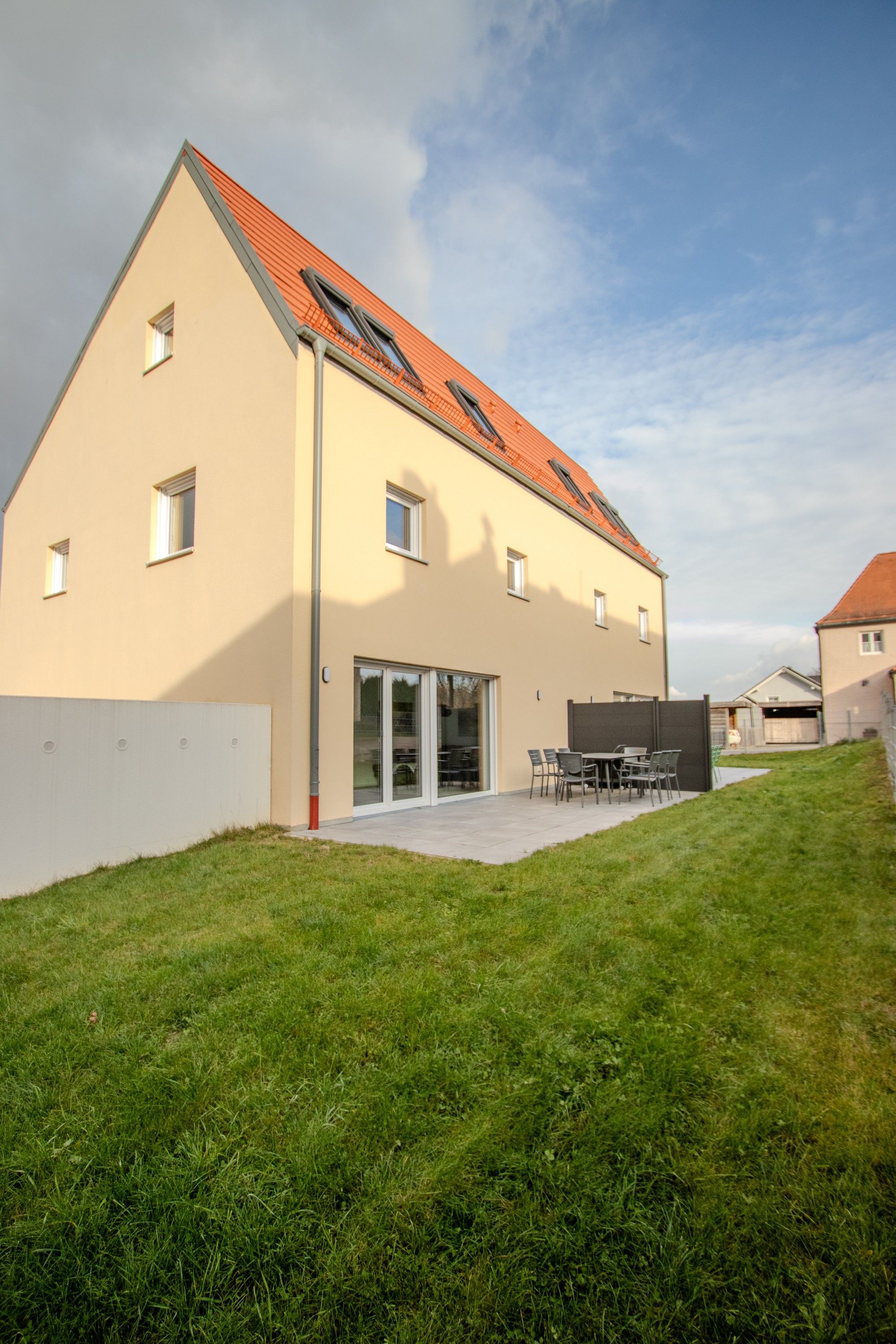 House In Frontenhausen With Fully Equipped Kitchen And Two Bathrooms In Frontenhausen - 1