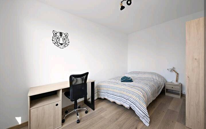  Room 1  -  75m² Private room in a flatshare for 3 people  - Gallery -  1