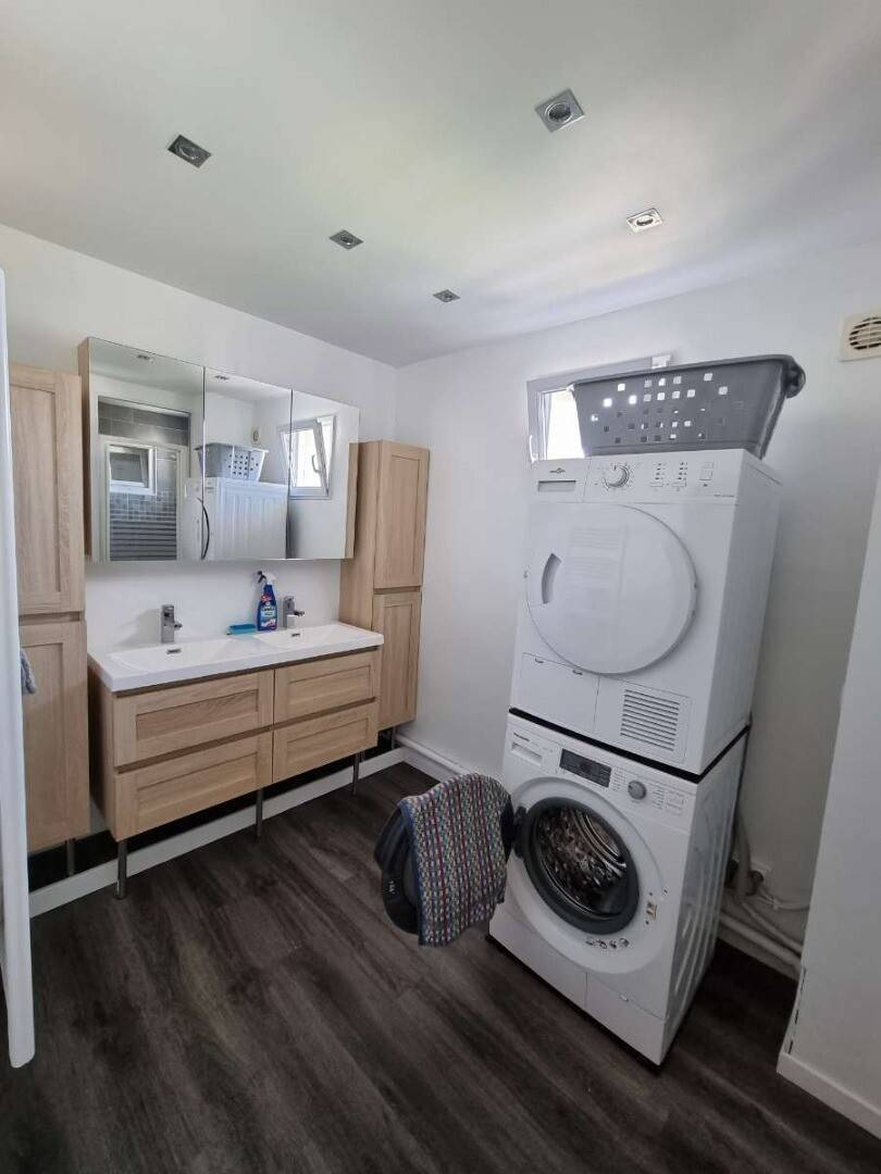 101m² Private room in a flatshare for 4 people