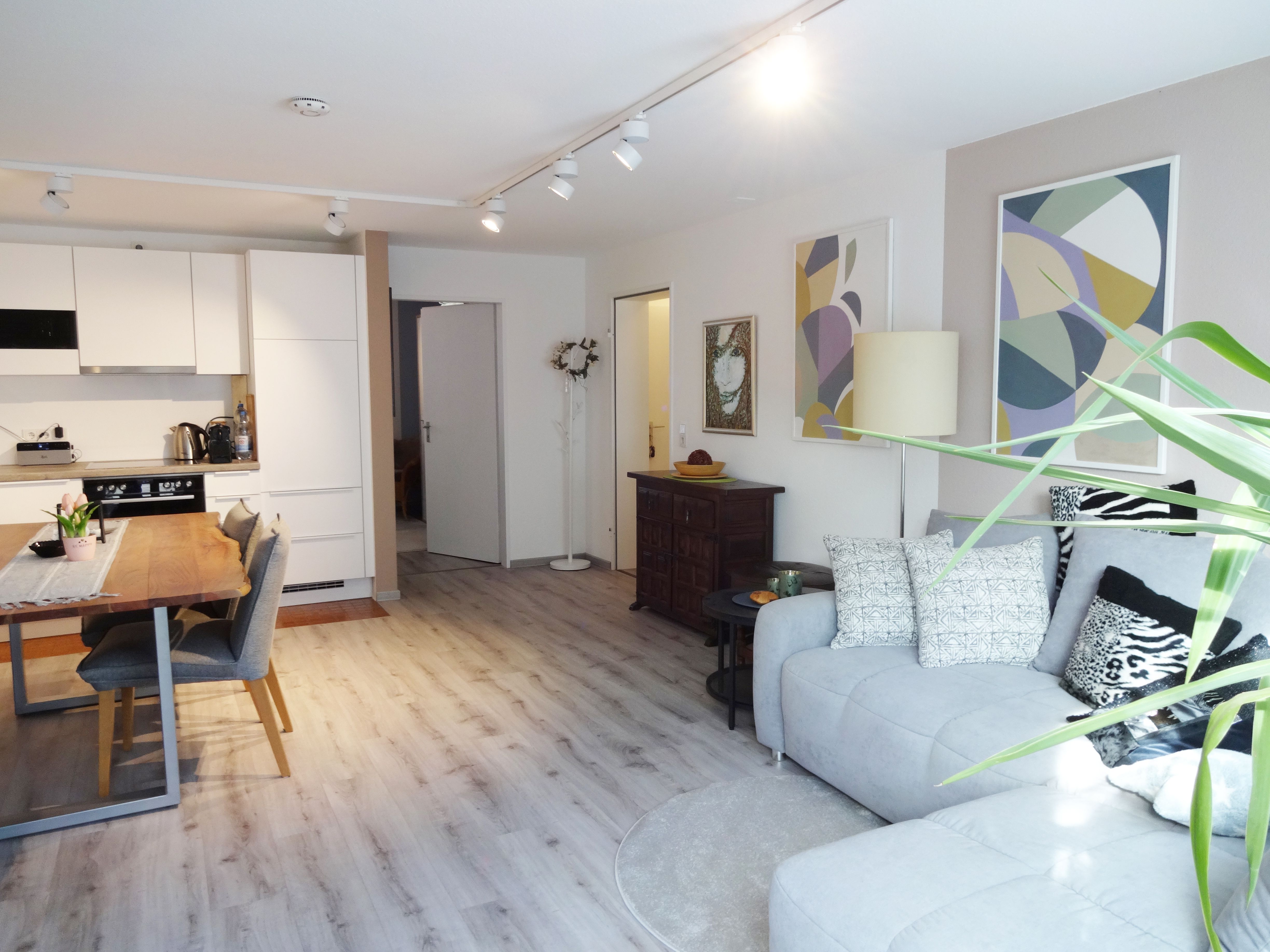 Gemütliche 2 Zimmer Ferienwohnung Mit Eigenem Garten – Nur 2 Minuten Zum Rhein - Gemütliche 2 Zimmer Ferienwohnung mit eigenem Garten – nur 2 Minuten zum Rhein - Gallery - 5