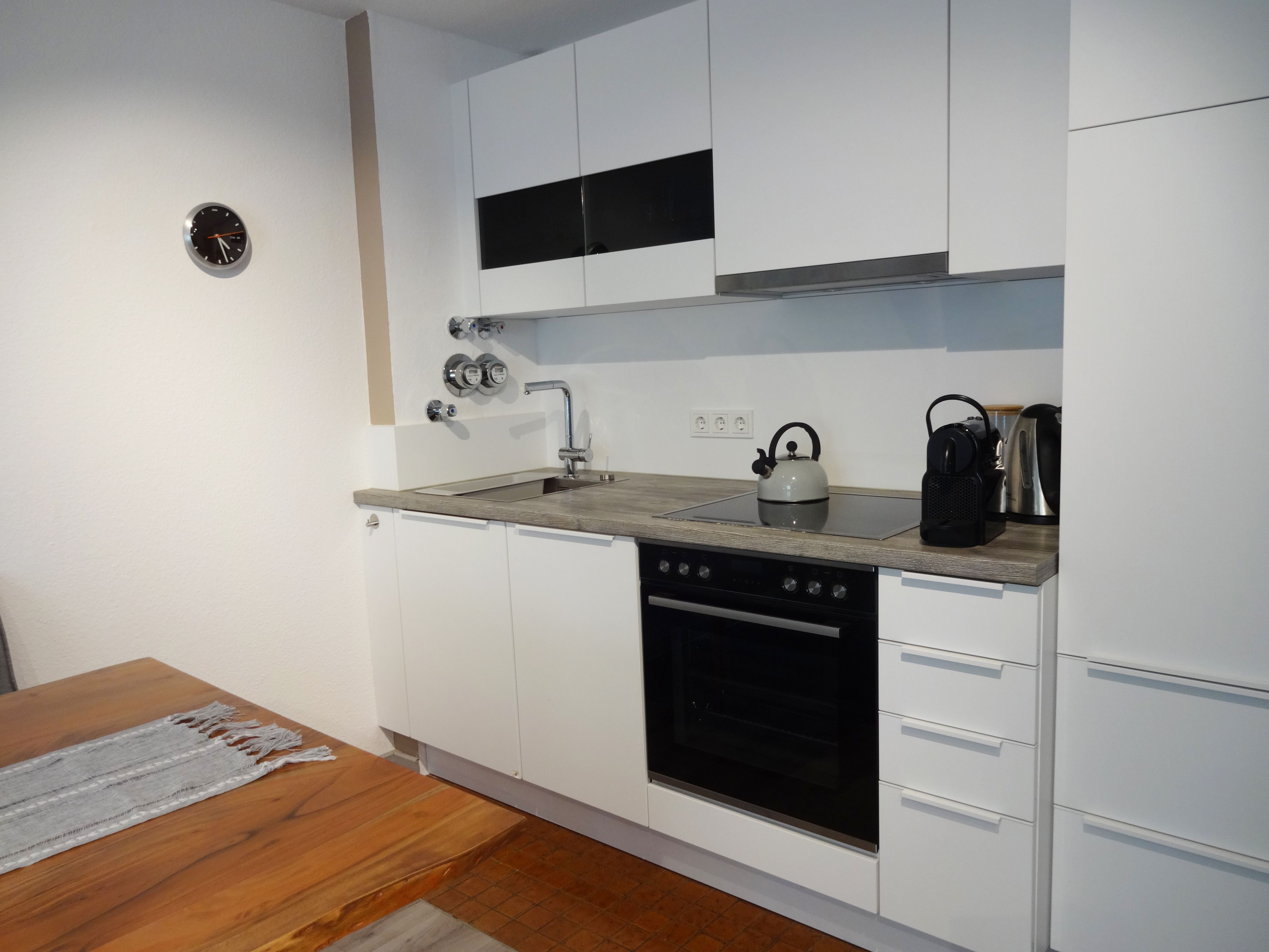 Gemütliche 2 Zimmer Ferienwohnung Mit Eigenem Garten – Nur 2 Minuten Zum Rhein - Gemütliche 2 Zimmer Ferienwohnung mit eigenem Garten – nur 2 Minuten zum Rhein - Gallery - 1