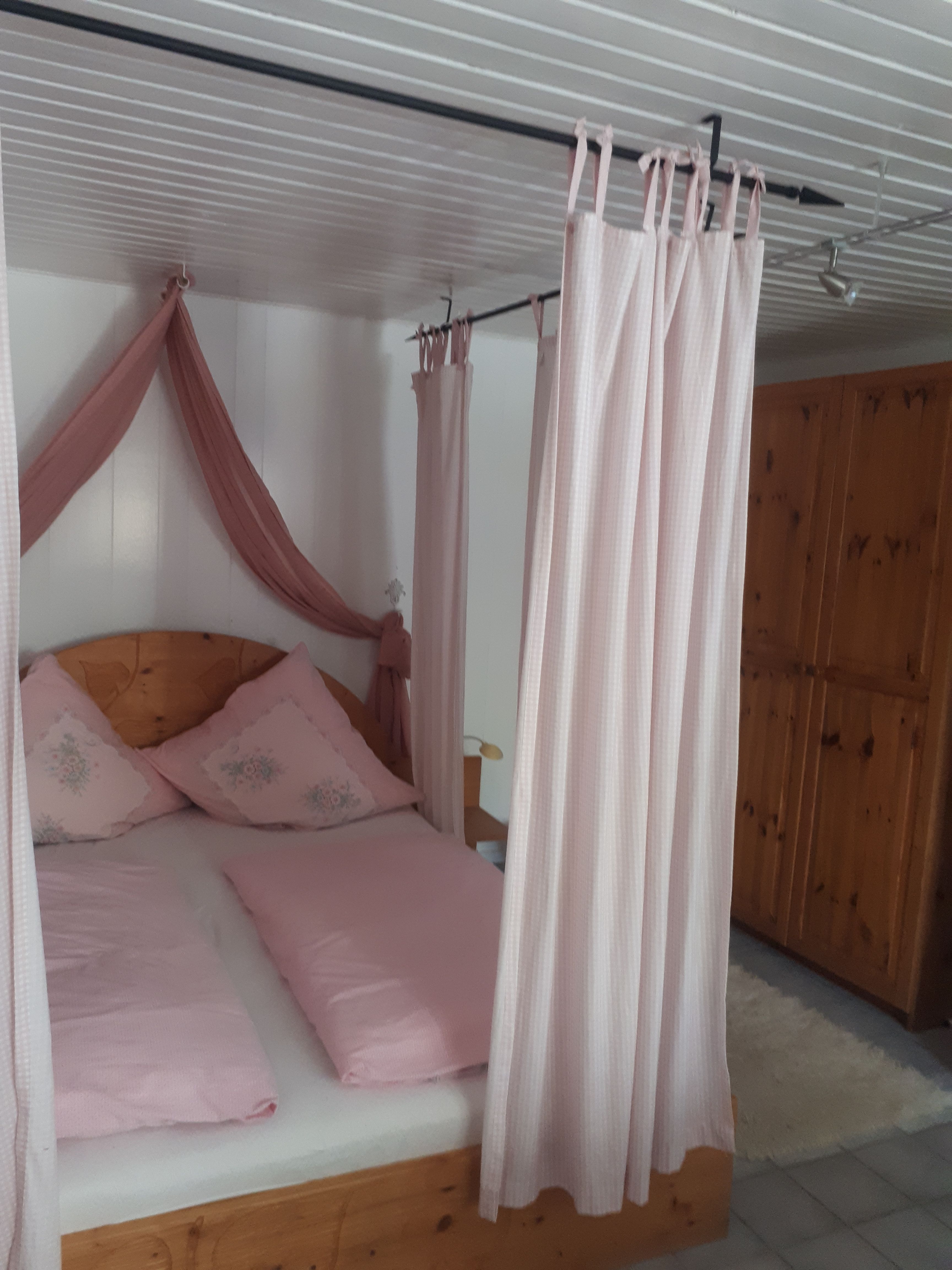  Wunderschönes Möbliertes Apartment Für Pendler  -  Wunderschönes möbliertes Apartment für Pendler  - Gallery -  3