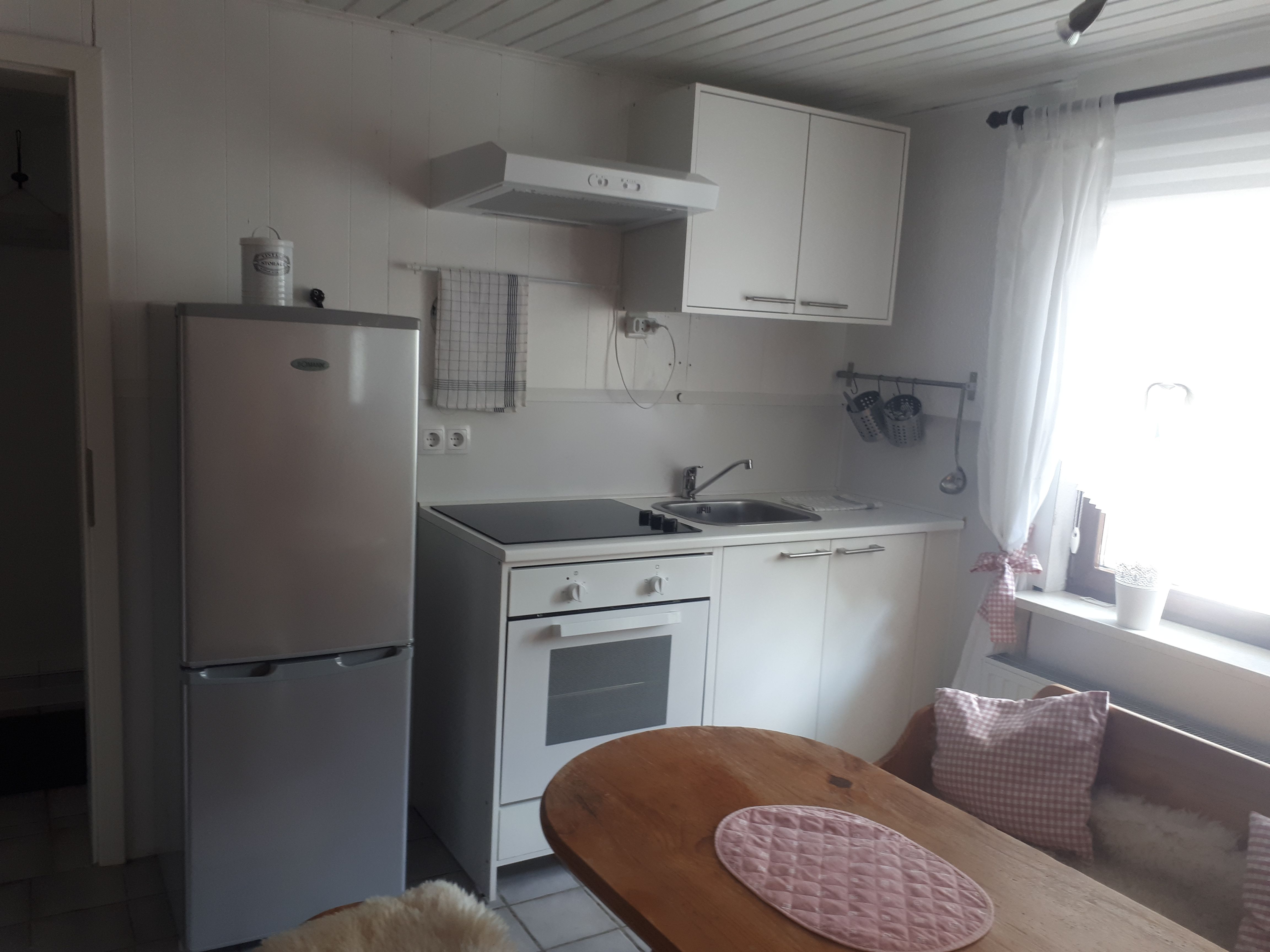  Wunderschönes Möbliertes Apartment Für Pendler  -  Wunderschönes möbliertes Apartment für Pendler  - Gallery -  11