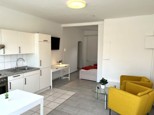 Boardinghouse: Super Flat No 1 in Prime Location