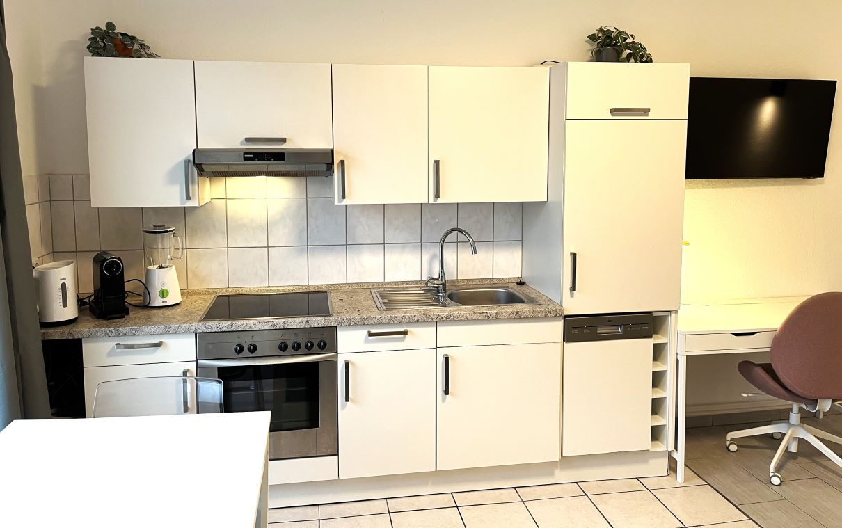  Boardinghouse: Super Flat No 1 In Prime Location  -  Boardinghouse: Super Flat No 1 in Prime Location  - Gallery -  6