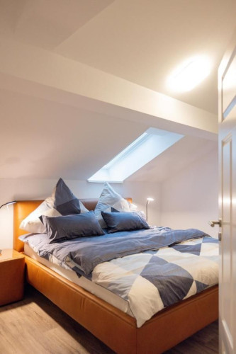 Stylish, Central 3-Room Apartment with Premium Amenities - Gallery - 8