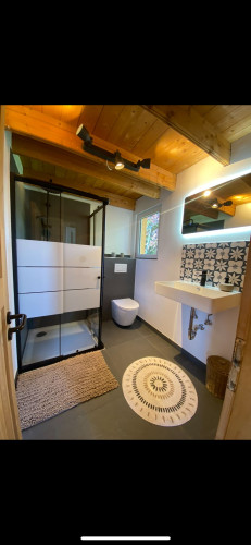 Beautiful Tiny Lake House