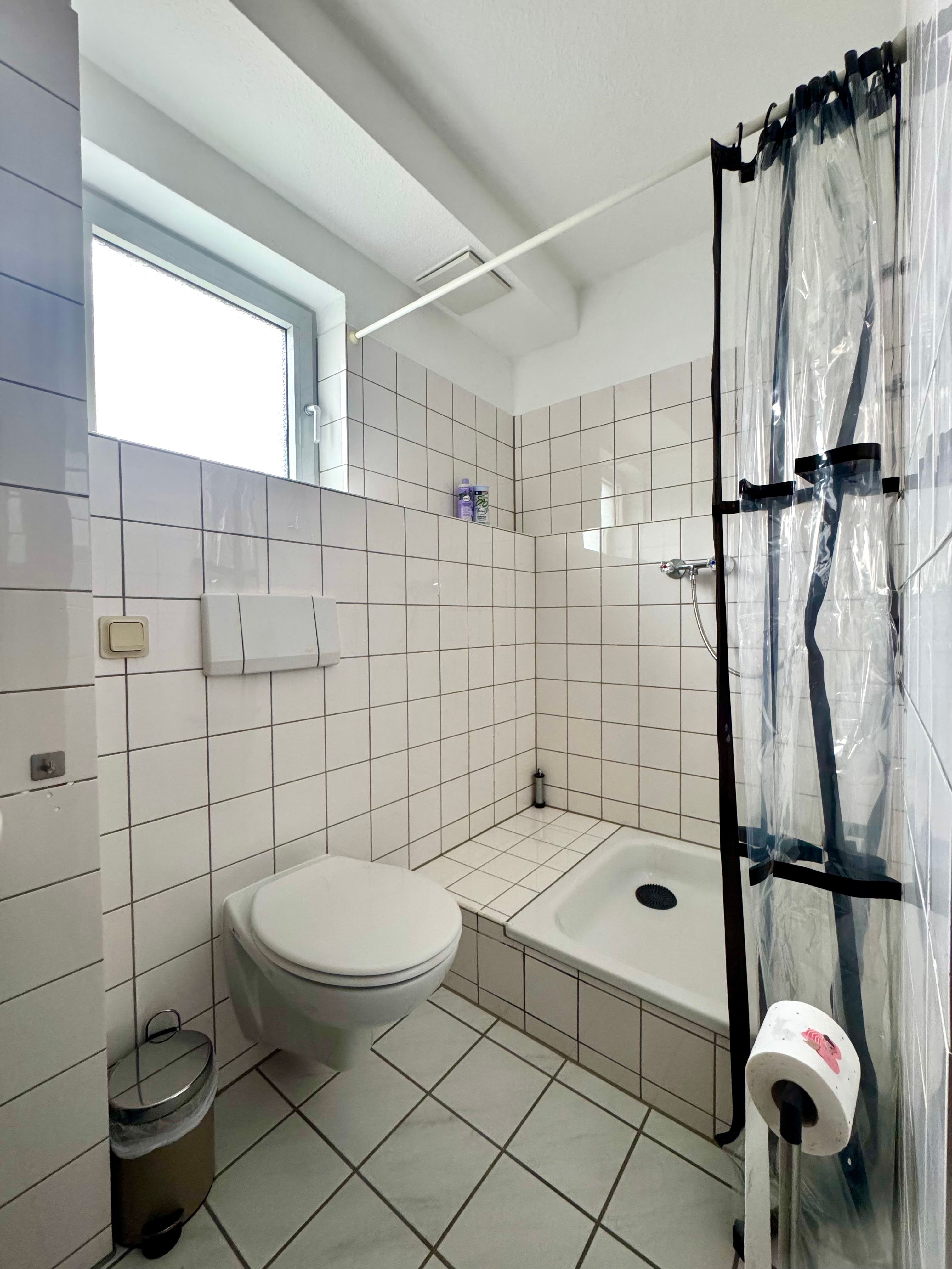  Nice Service Apartment In The Heart Of Sulzbach Saar, Directly Opposite The Knappschaft Kliniken Saa  -  Nice Service Apartment in the heart of Sulzbach Saar, directly opposite the Knappschaft Kliniken Saar and Eye Clinic  - Gallery -  3
