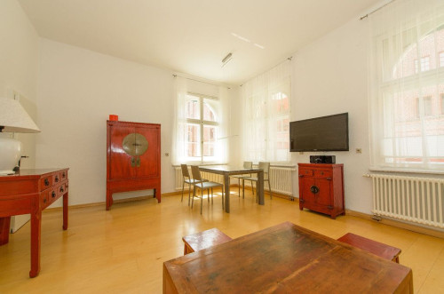 New & neat loft near school