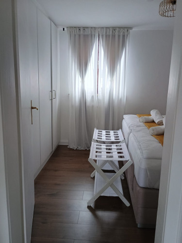 VinhMinh Homes Apartment in Hattingen – Central, Free Parking, Wi-Fi, Workspace, Garden Access