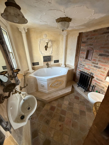 Dreamy Farmhouse for Rent in Dorfweil – Perfect for Home Office, Family Living, and More - Gallery - 16
