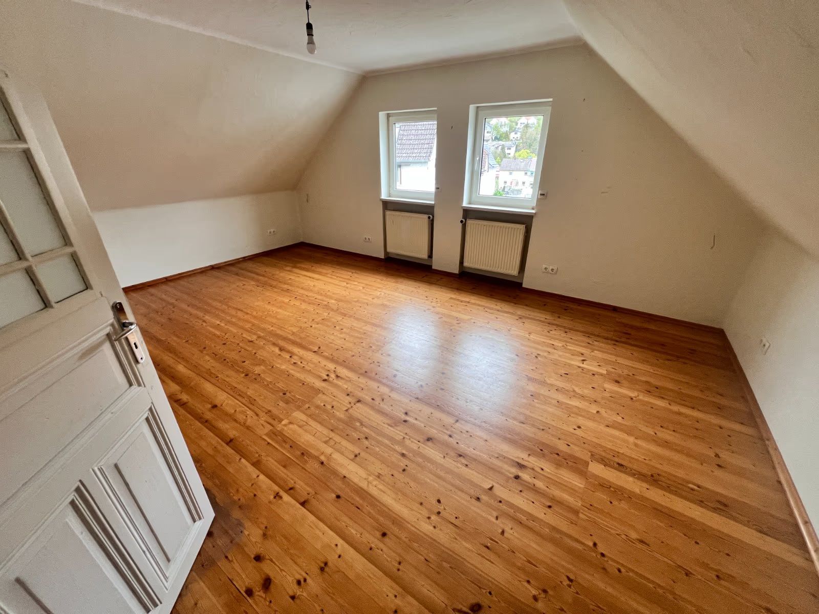  Dreamy Farmhouse For Rent In Dorfweil – Perfect For Home Office, Family Living, And More  -  Dreamy Farmhouse for Rent in Dorfweil – Perfect for Home Office, Family Living, and More  - Gallery -  7