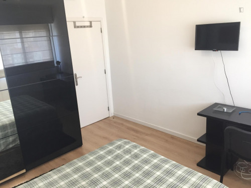 Attractive bedroom next to Cidade Universitária