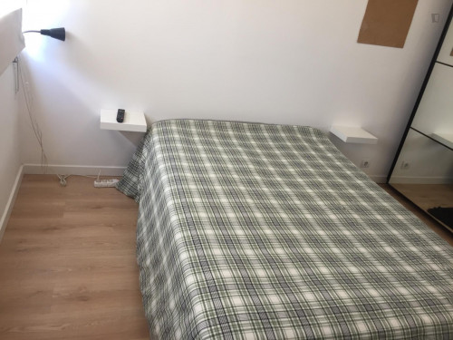 Attractive bedroom next to Cidade Universitária - Gallery - 5