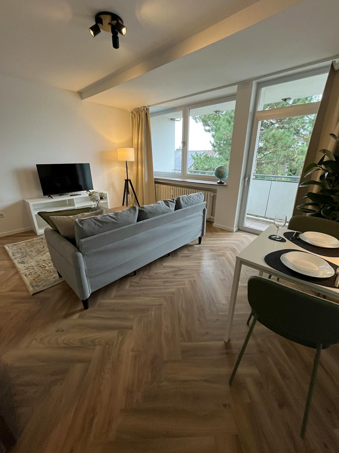  Entire Place  -  Felderstraße, Leverkusen  - Gallery -  1