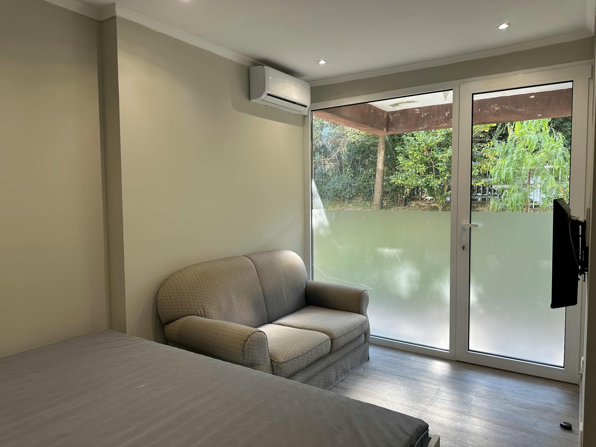  Entire Place  -  Avenida Doutor Bissaya Barreto, Coimbra  - Gallery -  1