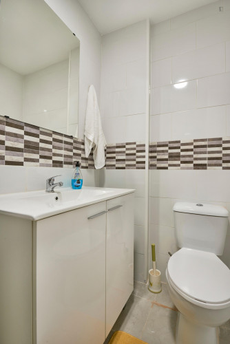 Single bedroom close to Alameda Metro Station