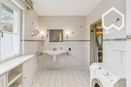 Our little house in the greenery with perfect transport connections - Gallery - 10