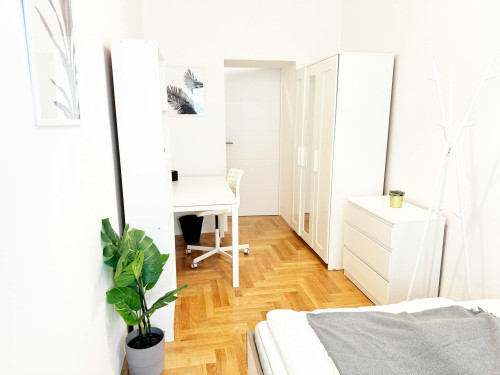 Favoritenstraße, Vienna
